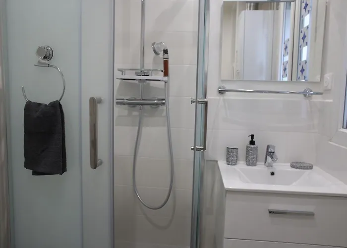 Montmartre's Apartment *